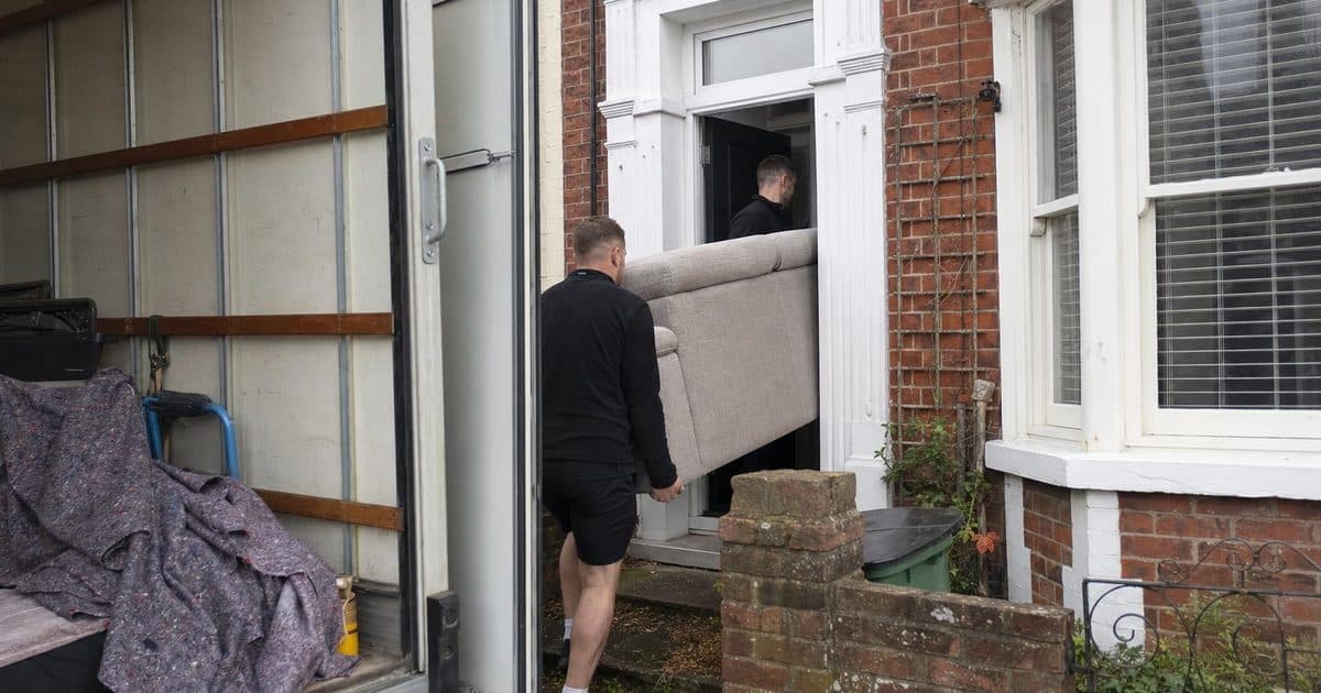 Furniture removal in Eastleigh: common mistakes to avoid